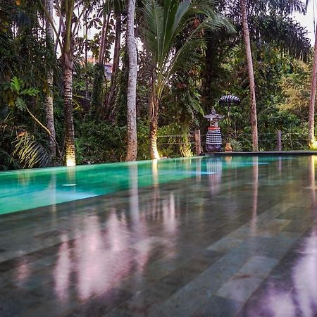 Six Cubes Ubud Hotel Exterior photo